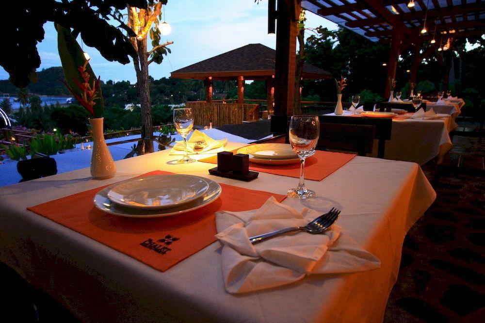 더 샬레 푸켓 리조트 Panwa Beach 외부 사진