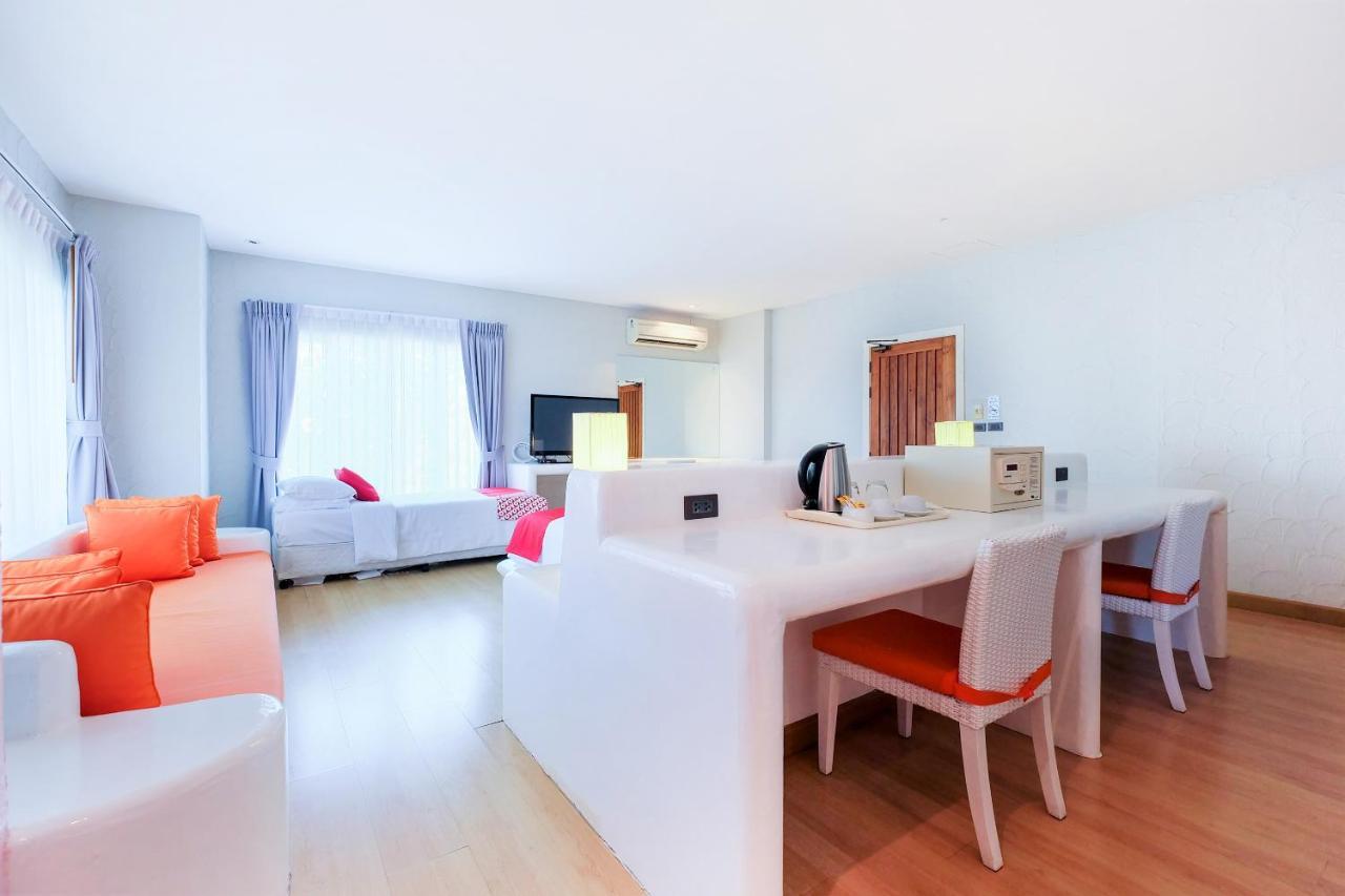 더 샬레 푸켓 리조트 Panwa Beach 외부 사진